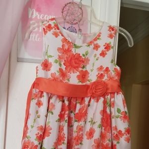 Girls dress